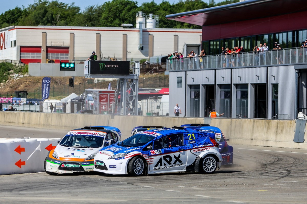 supercarlites-2018-R01_05