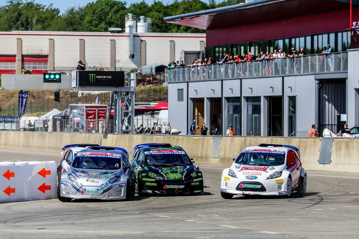 supercarlites-2018-R01_10